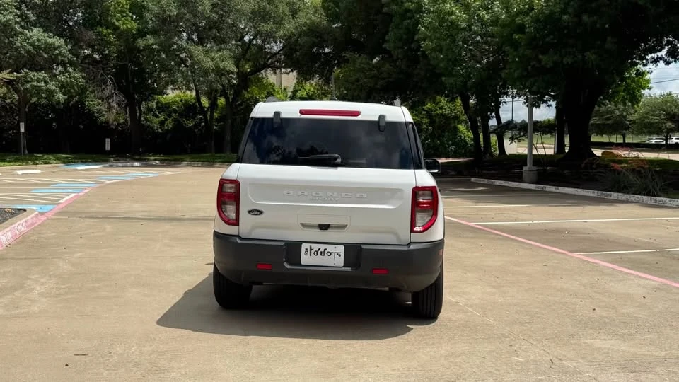 2023 Ford Bronco 6th Gen - Image 4 of 10