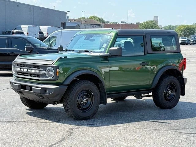 2023 Ford Bronco 6th Gen - Image 7 of 12