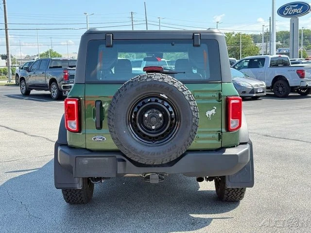 2023 Ford Bronco 6th Gen - Image 4 of 12