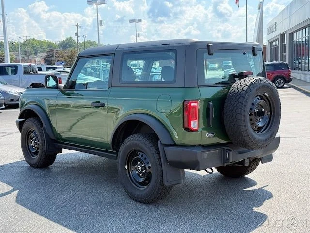 2023 Ford Bronco 6th Gen - Image 5 of 12