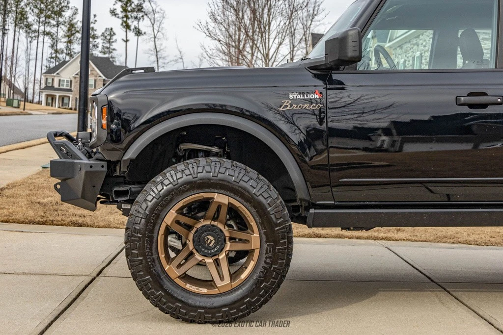 2023 Ford Bronco 6th Gen - Image 4 of 12