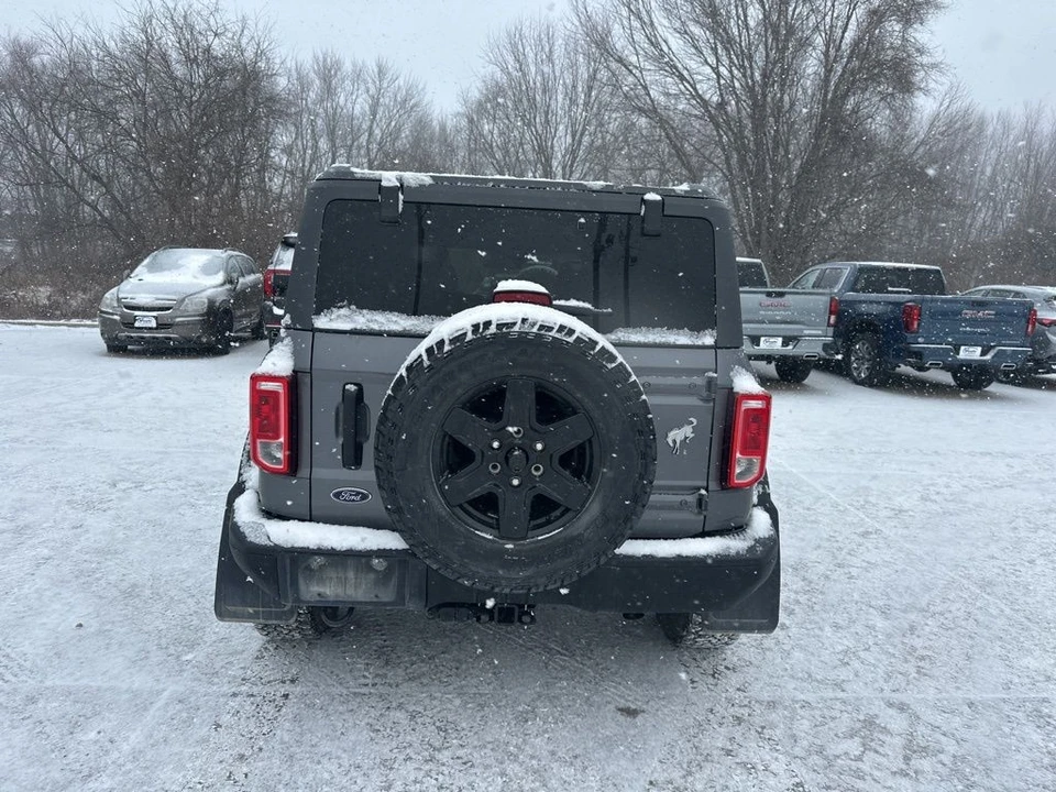 2023 Ford Bronco 6th Gen - Image 8 of 12