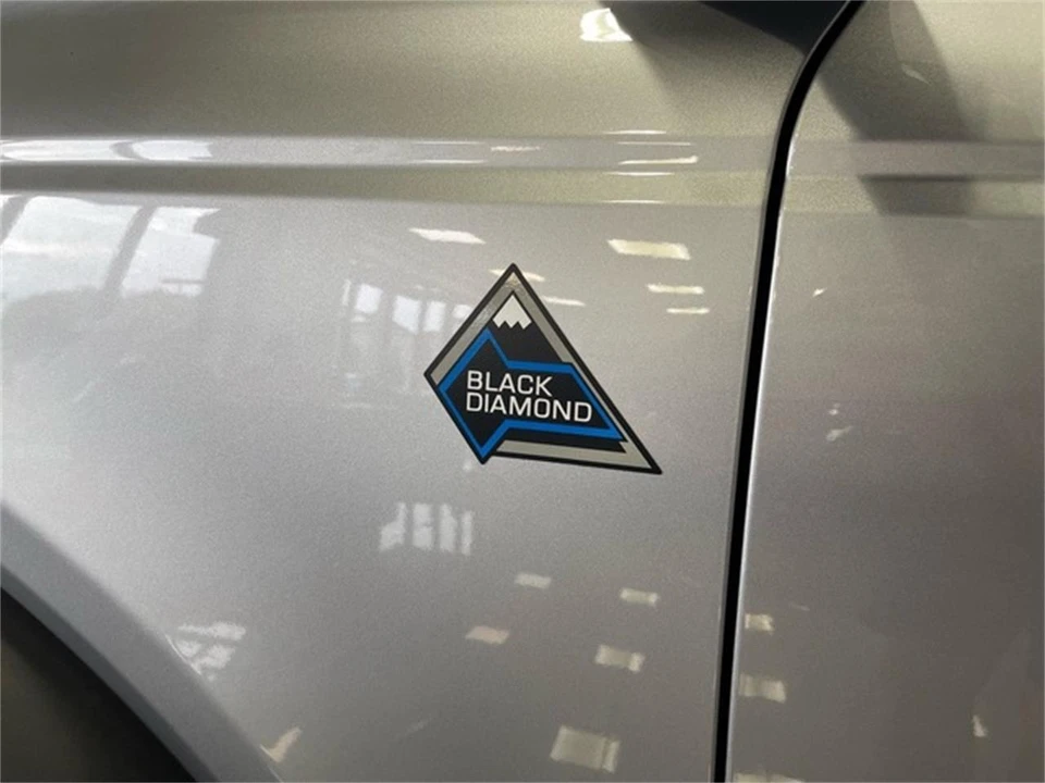2023 Ford Bronco 6th Gen - Image 21 of 31