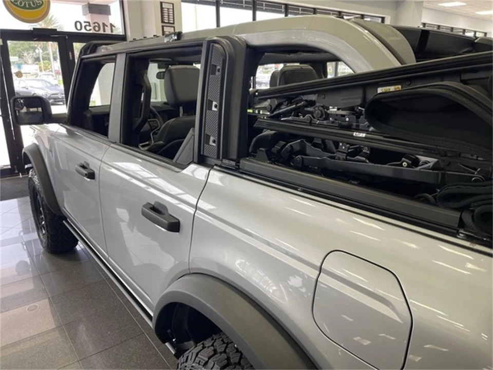2023 Ford Bronco 6th Gen - Image 14 of 31