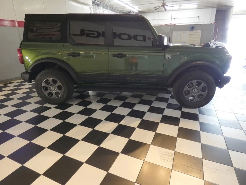 2023 Ford Bronco 6th Gen - Image 4 of 21