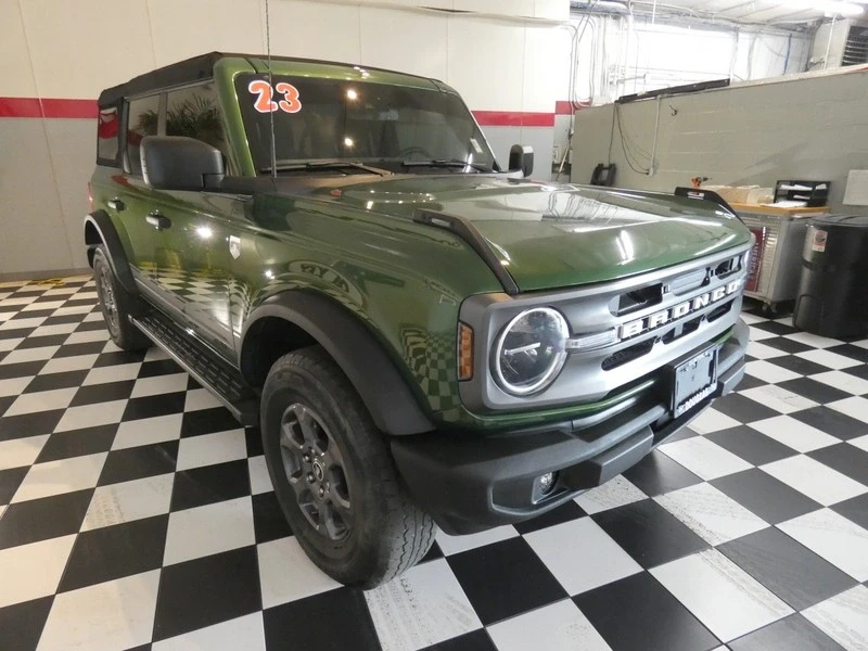 2023 Ford Bronco 6th Gen - Image 3 of 21