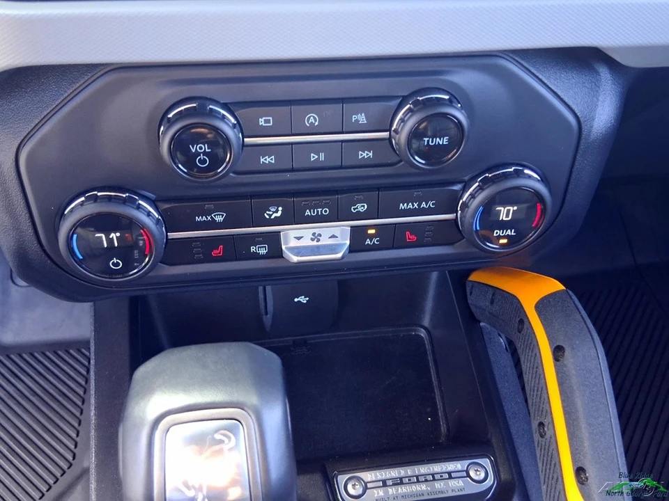 2023 Ford Bronco 6th Gen - Image 8 of 24