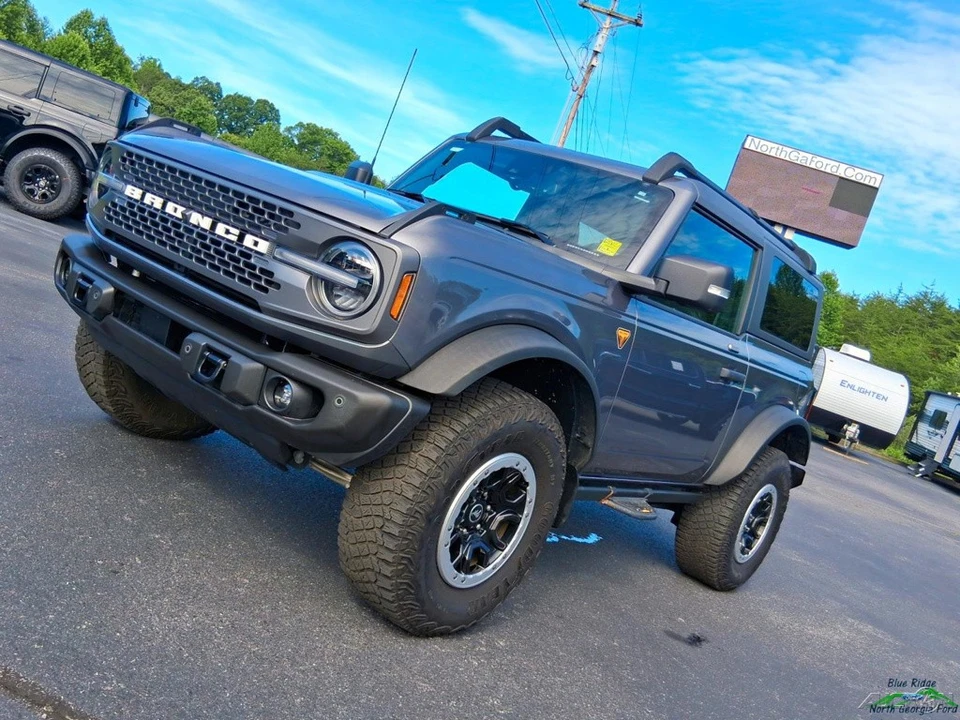 2023 Ford Bronco 6th Gen - Image 23 of 24
