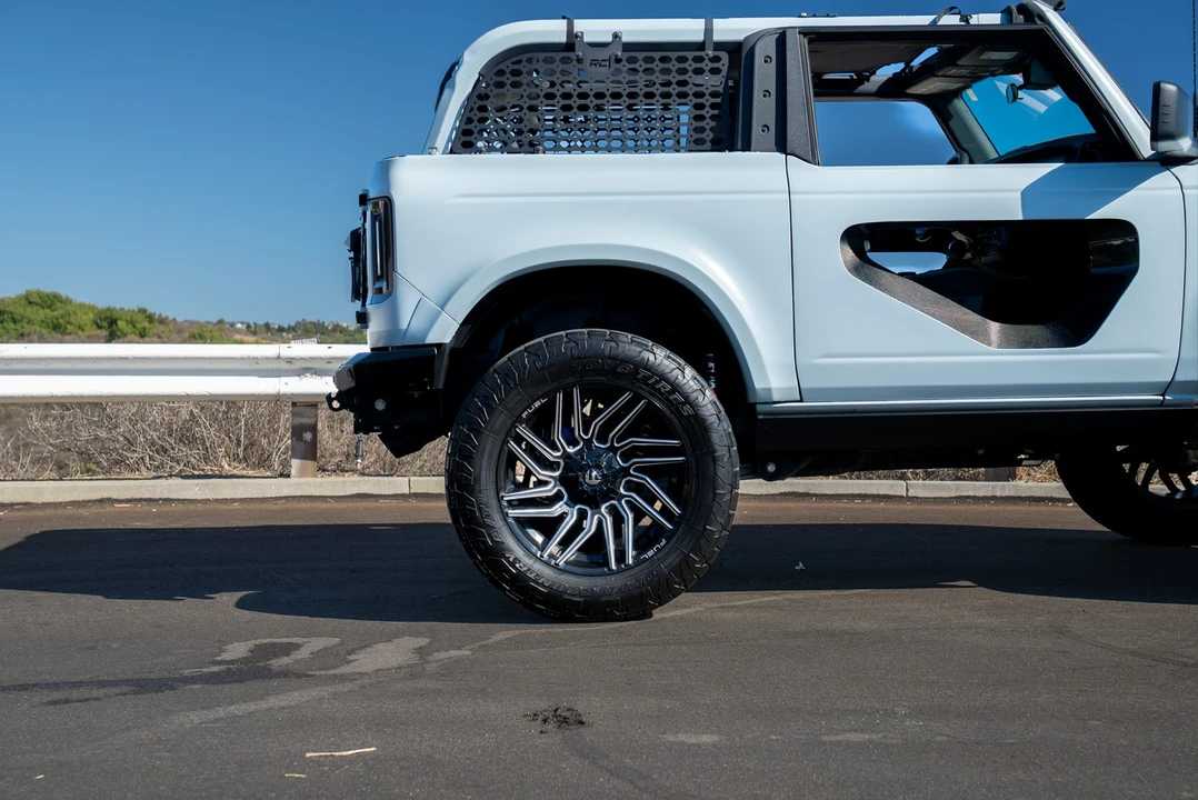 2023 Ford Bronco 6th Gen - Image 24 of 31