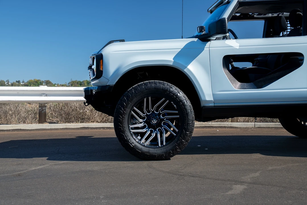 2023 Ford Bronco 6th Gen - Image 14 of 31