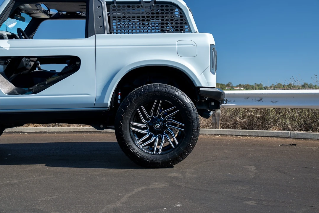 2023 Ford Bronco 6th Gen - Image 15 of 31