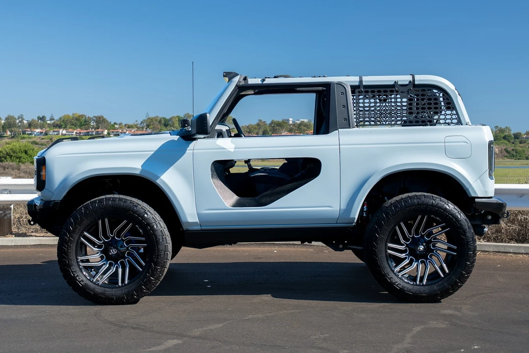 2023 Ford Bronco 6th Gen - Image 12 of 31
