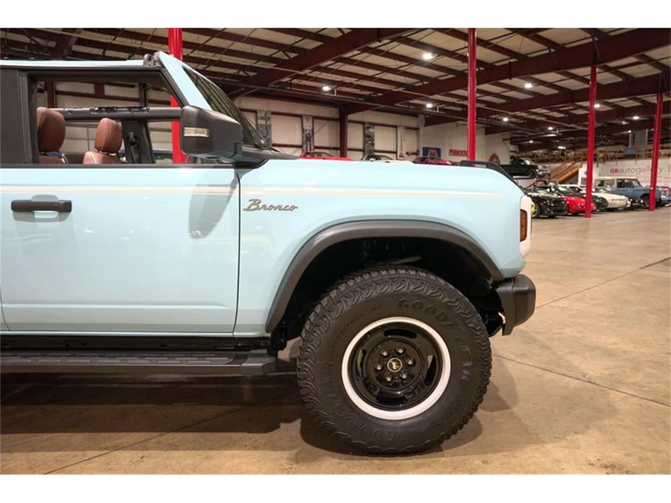 2023 Ford Bronco 6th Gen - Image 11 of 31