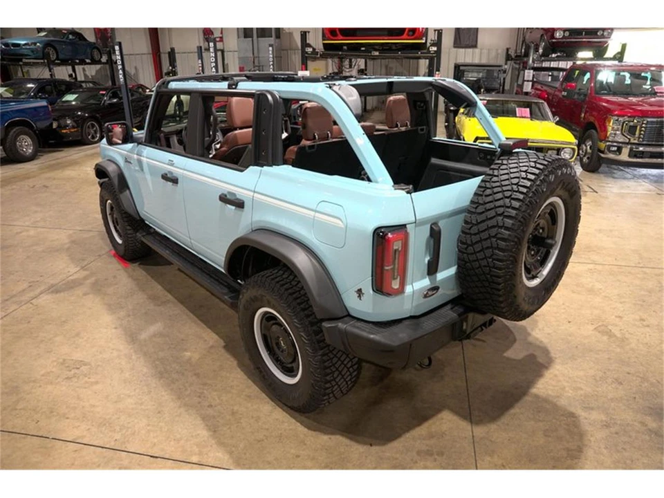2023 Ford Bronco 6th Gen - Image 16 of 31