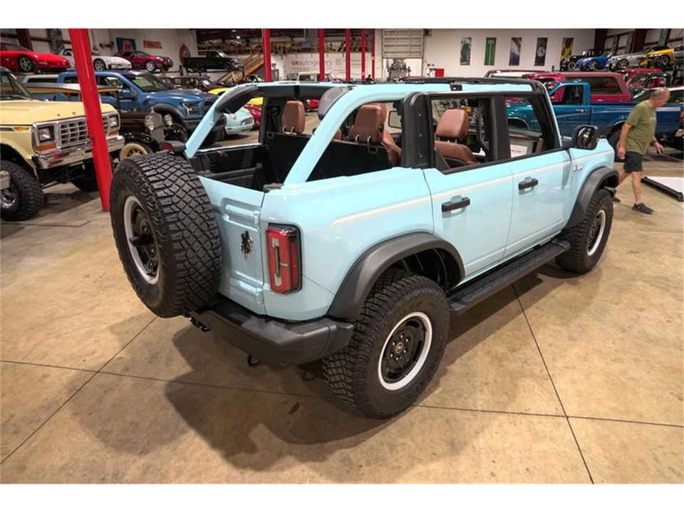 2023 Ford Bronco 6th Gen - Image 17 of 31