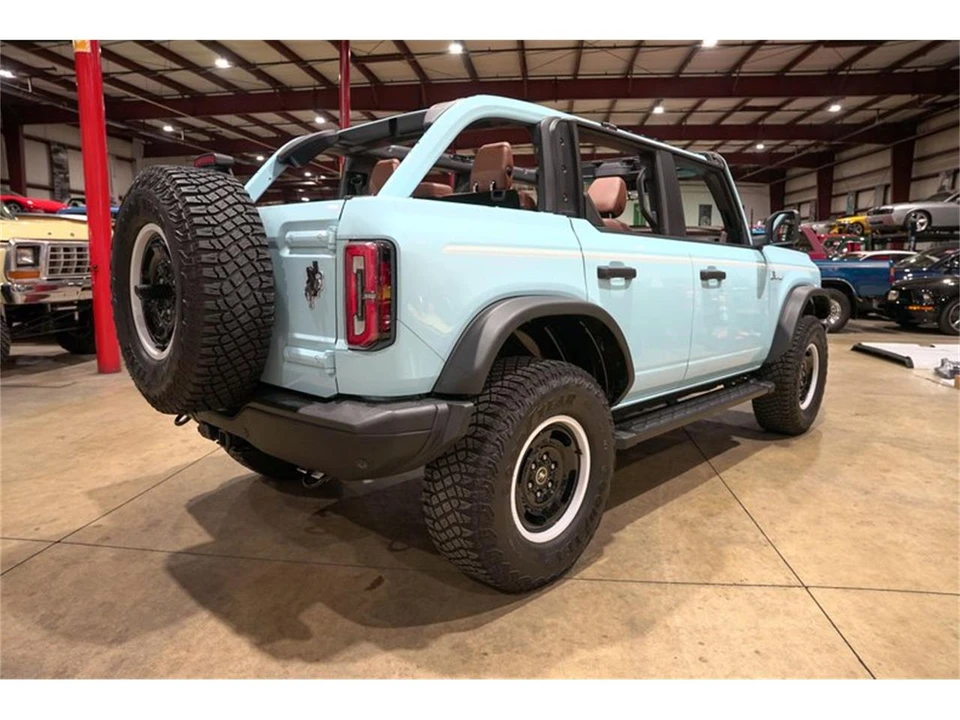 2023 Ford Bronco 6th Gen - Image 8 of 31