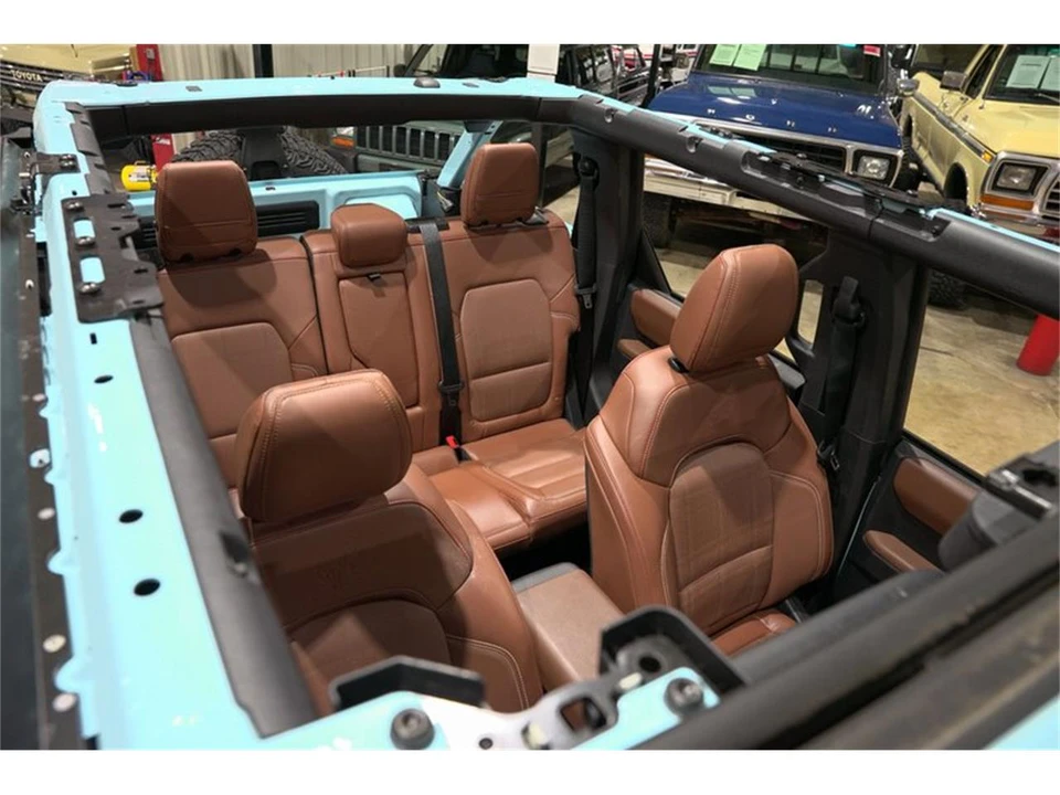 2023 Ford Bronco 6th Gen - Image 18 of 31