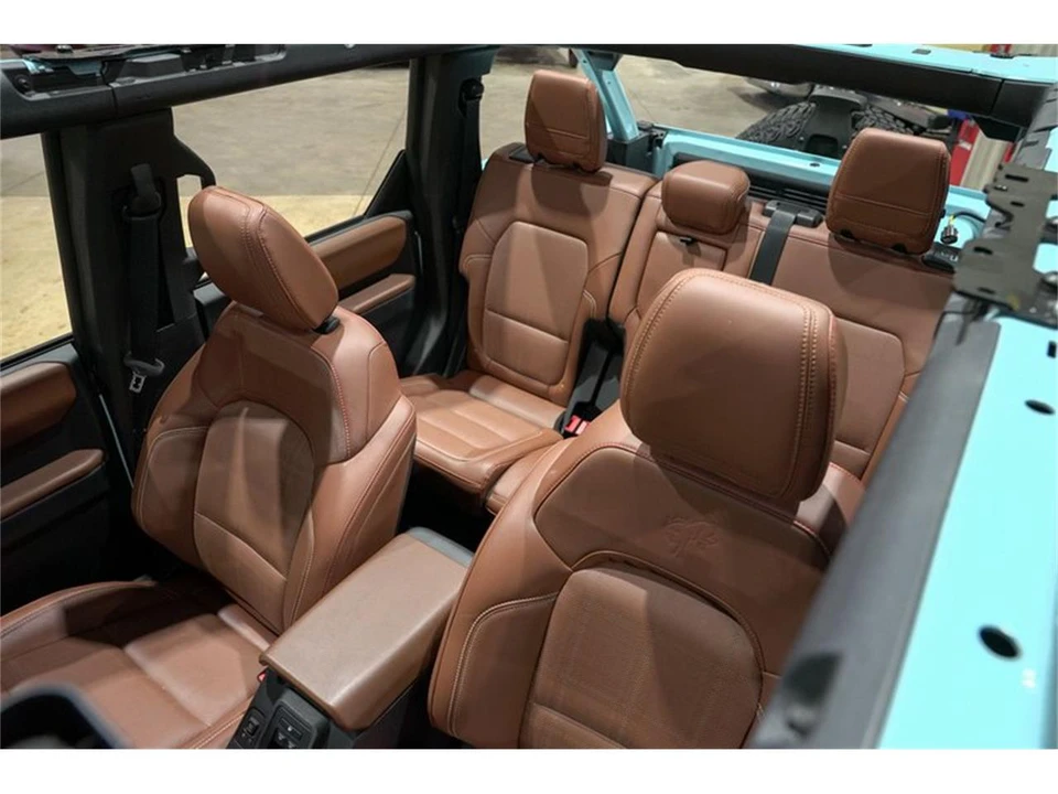 2023 Ford Bronco 6th Gen - Image 19 of 31