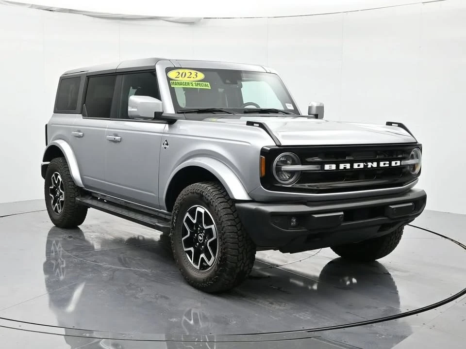 2023 Ford Bronco 6th Gen - Image 3 of 20
