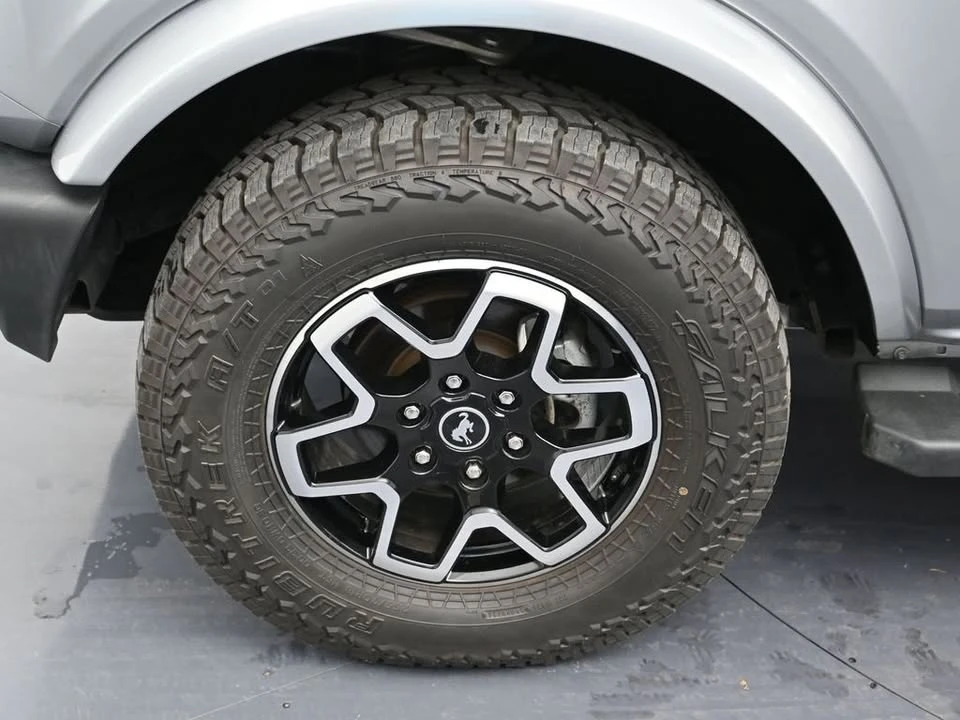2023 Ford Bronco 6th Gen - Image 9 of 20