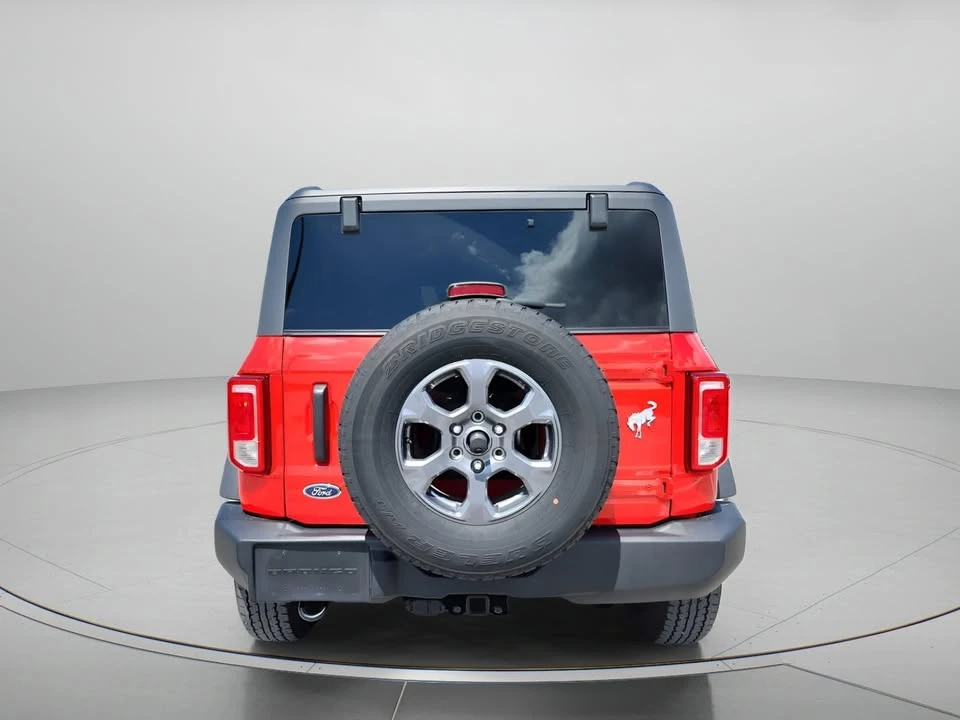2023 Ford Bronco 6th Gen - Image 3 of 10