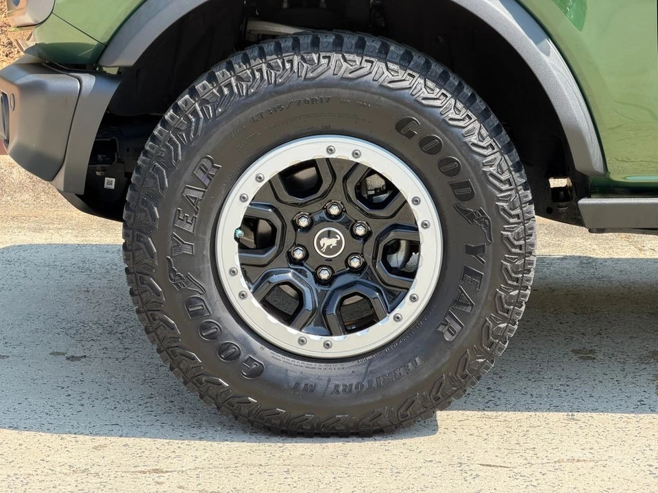 2023 Ford Bronco 6th Gen - Image 13 of 21