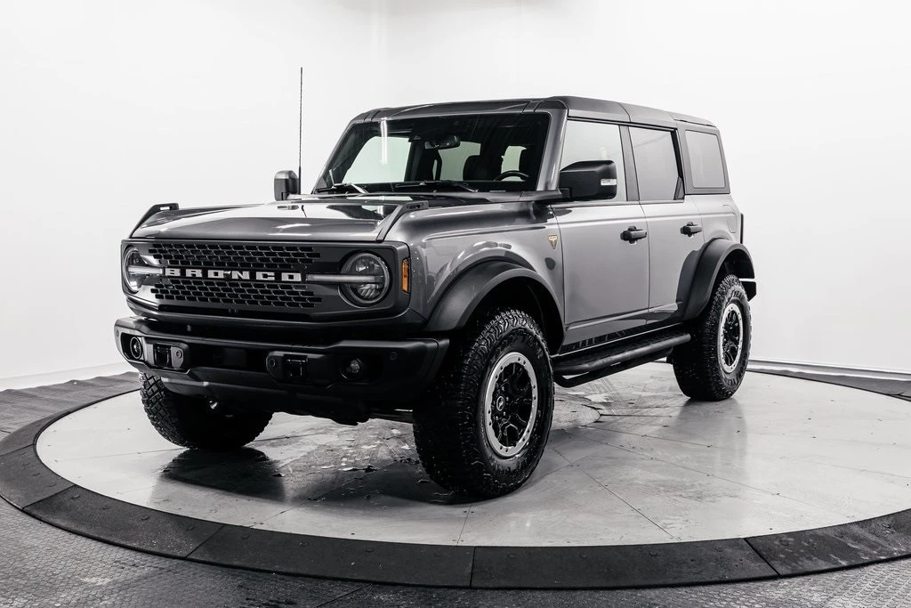 2023 Ford Bronco 6th Gen - Image 3 of 12