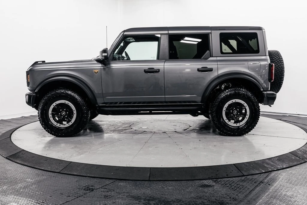 2023 Ford Bronco 6th Gen - Image 4 of 12