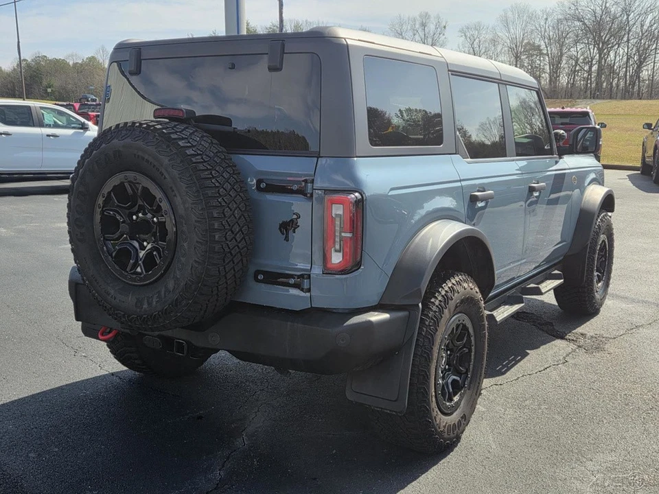 2023 Ford Bronco 6th Gen - Image 18 of 21
