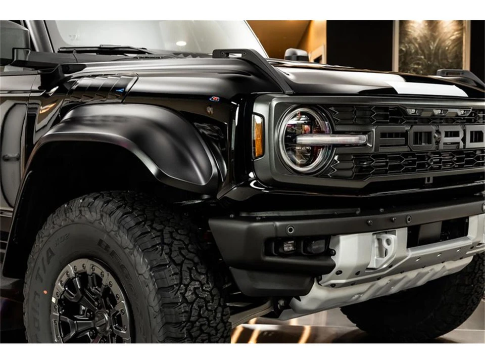 2023 Ford Bronco 6th Gen - Image 21 of 31