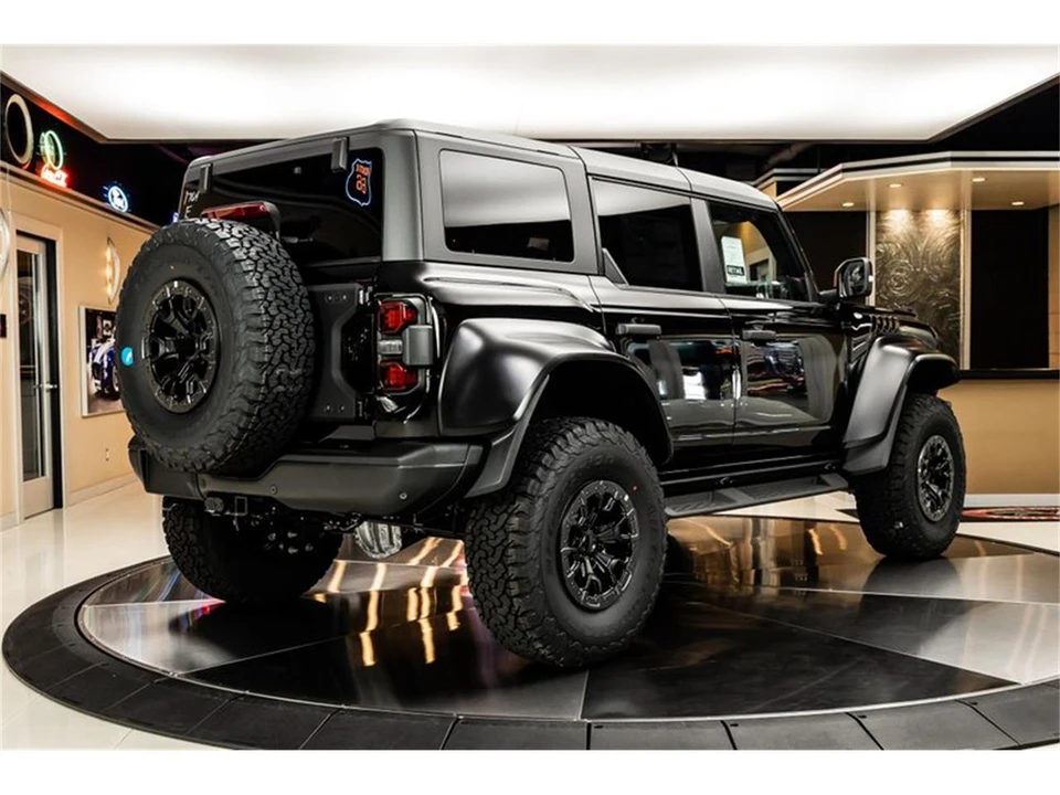 2023 Ford Bronco 6th Gen - Image 12 of 31