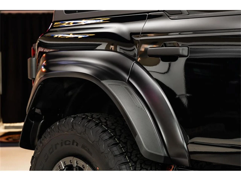 2023 Ford Bronco 6th Gen - Image 23 of 31