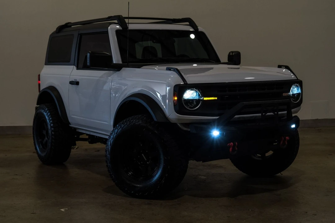 2023 Ford Bronco 6th Gen - Image 6 of 12