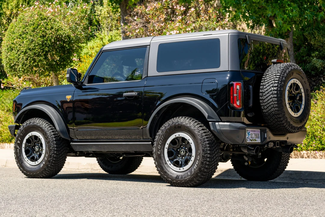 2023 Ford Bronco 6th Gen - Image 10 of 31