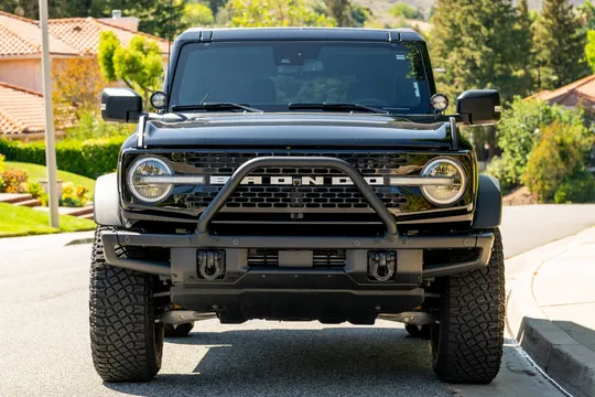2023 Ford Bronco 6th Gen - Image 2 of 31