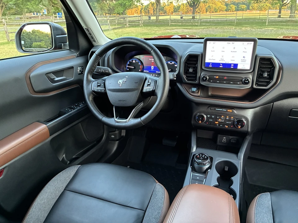 2023 Ford Bronco 6th Gen - Image 20 of 31