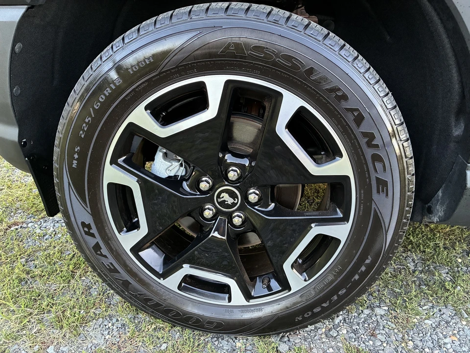 2023 Ford Bronco 6th Gen - Image 28 of 31