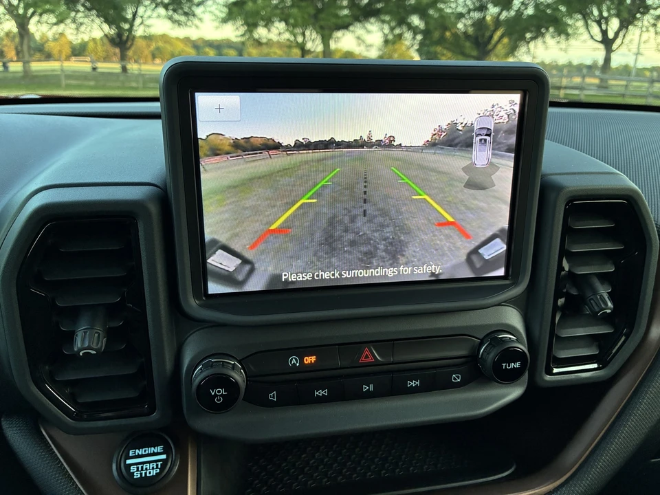 2023 Ford Bronco 6th Gen - Image 26 of 31