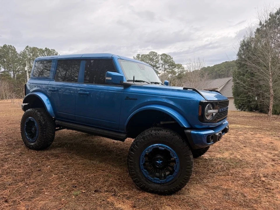 2023 Ford Bronco 6th Gen - Image 7 of 15