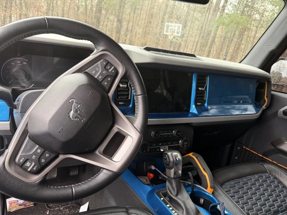 2023 Ford Bronco 6th Gen - Image 3 of 15
