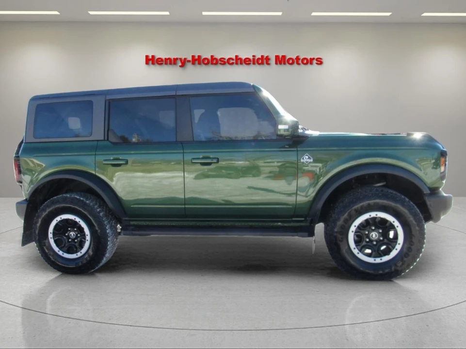 2023 Ford Bronco 6th Gen - Image 9 of 21
