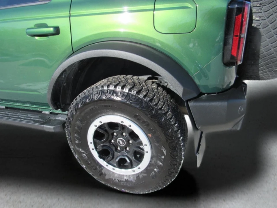 2023 Ford Bronco 6th Gen - Image 4 of 21
