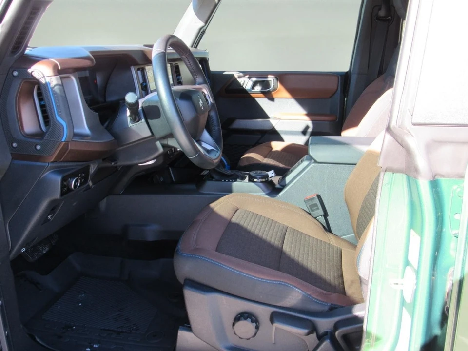 2023 Ford Bronco 6th Gen - Image 15 of 21