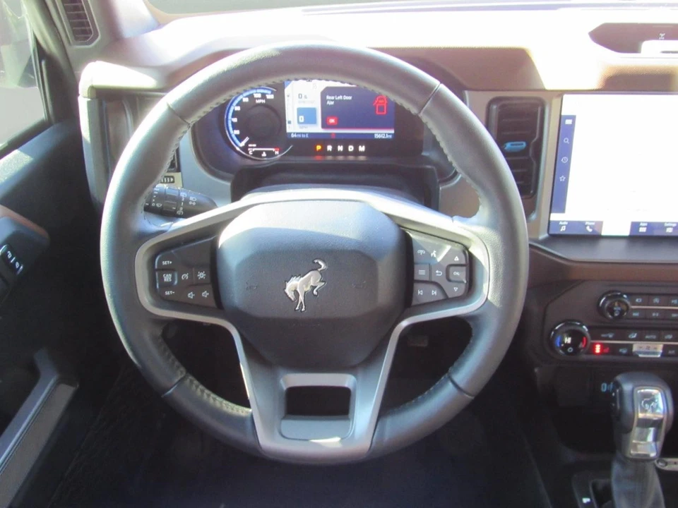 2023 Ford Bronco 6th Gen - Image 20 of 21
