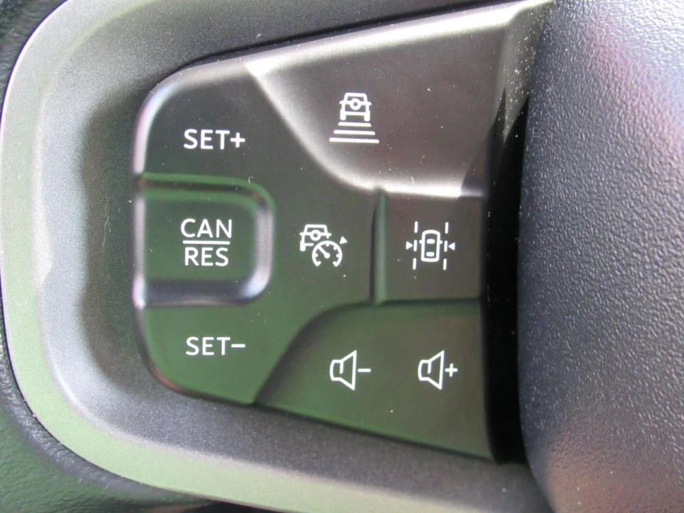 2023 Ford Bronco 6th Gen - Image 21 of 31