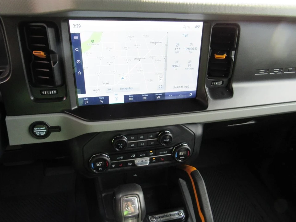 2023 Ford Bronco 6th Gen - Image 24 of 31