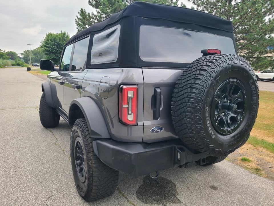2023 Ford Bronco 6th Gen - Image 3 of 27