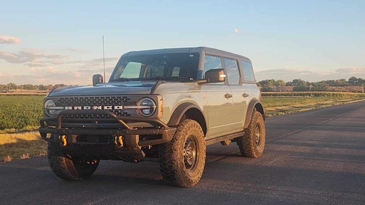 2023 Ford Bronco 6th Gen - Image 8 of 24