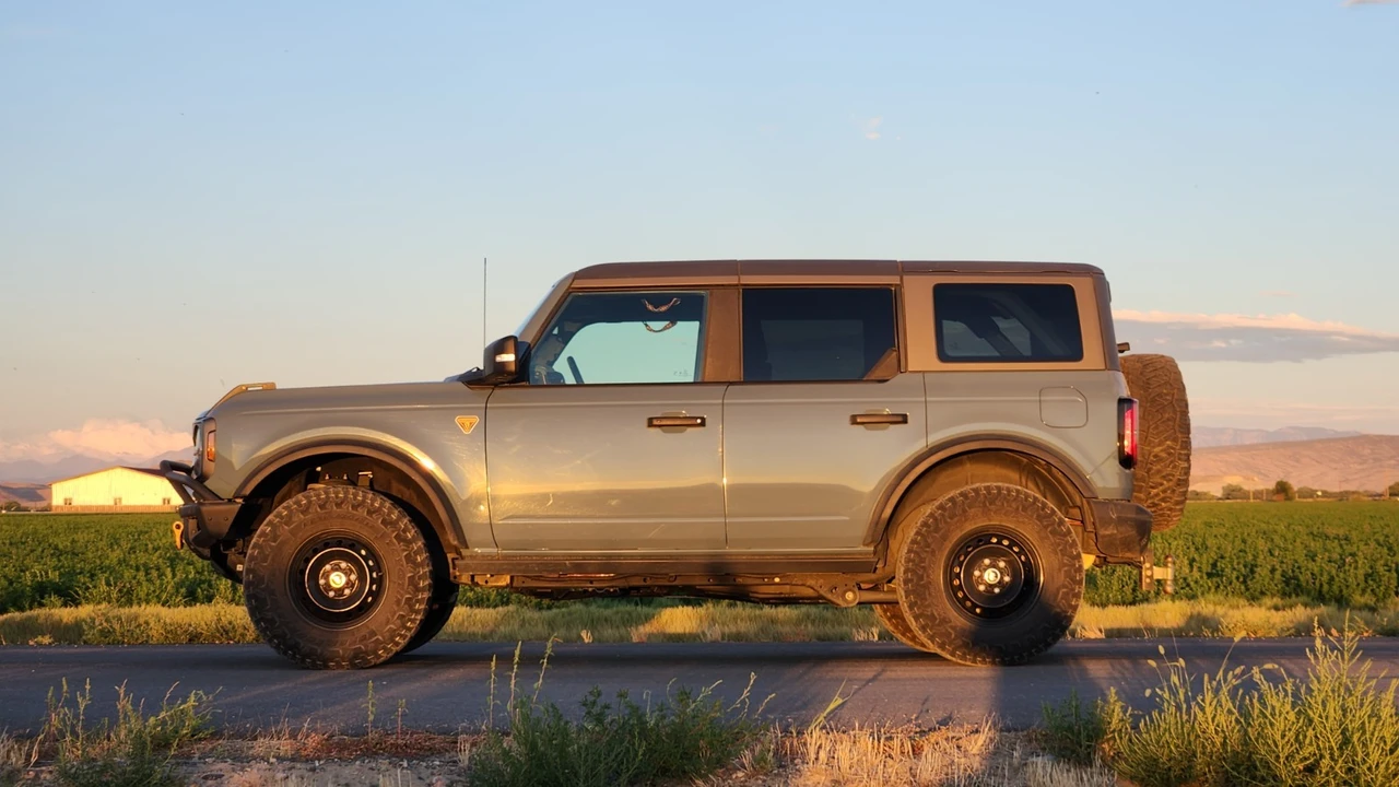 2023 Ford Bronco 6th Gen - Image 11 of 24
