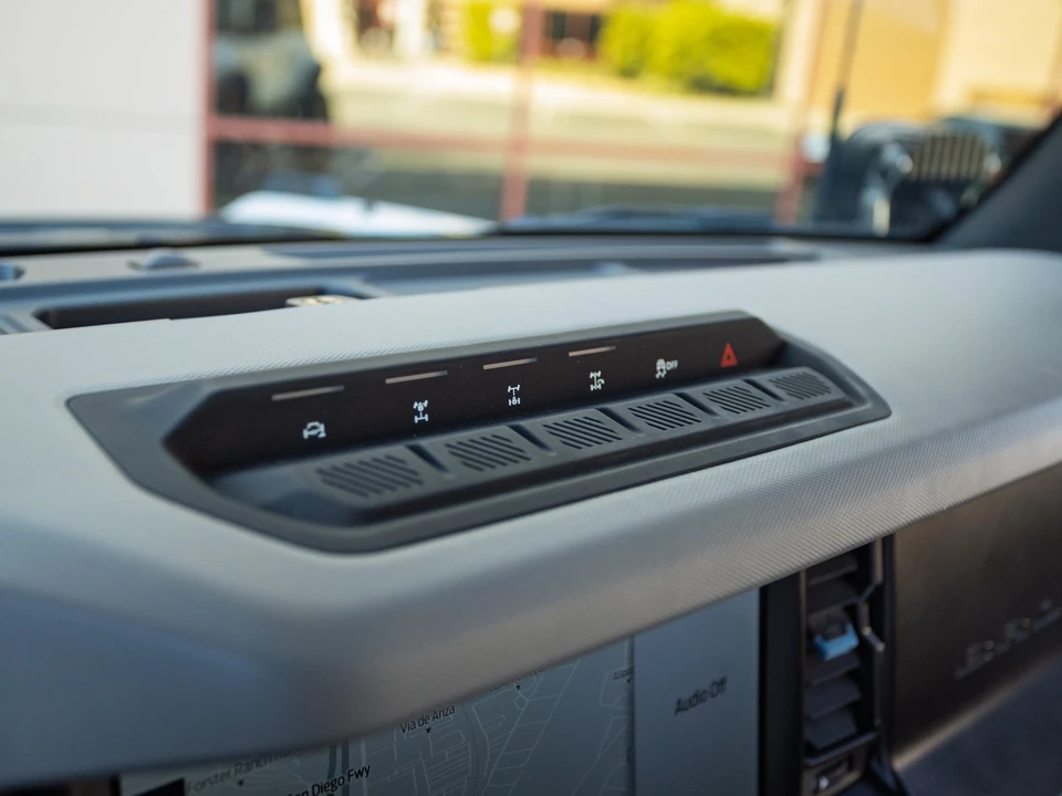 2023 Ford Bronco 6th Gen - Image 25 of 31
